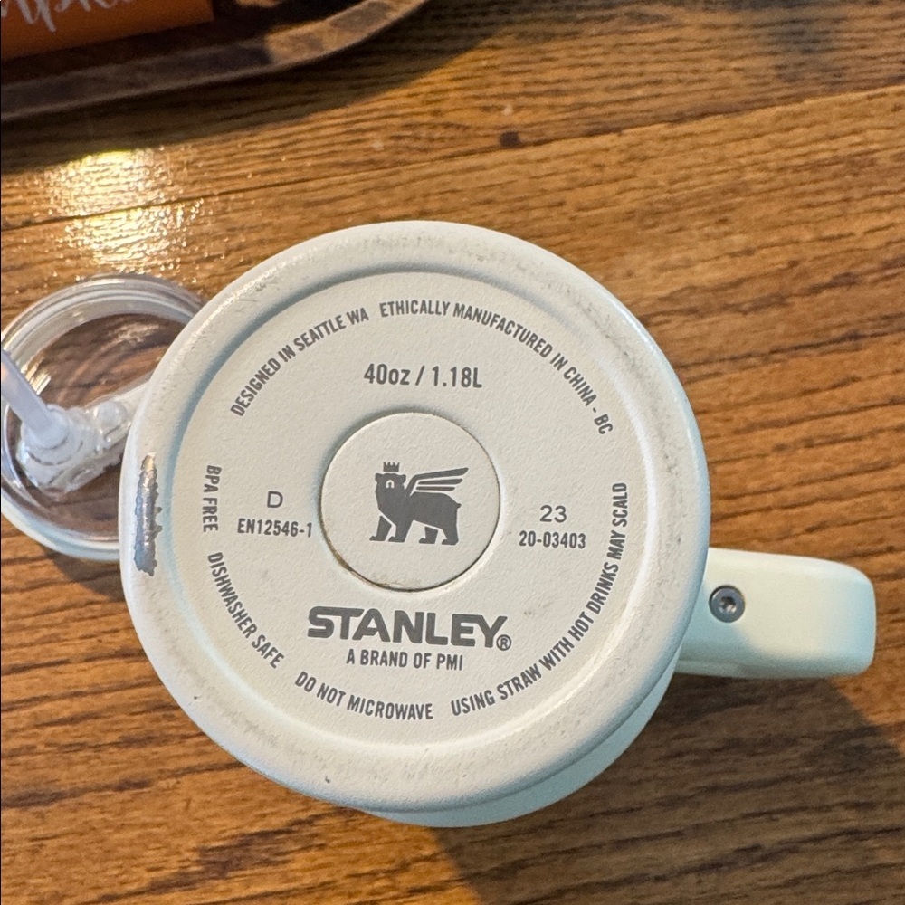 New - never used Stanley 40oz Stainless Steel Adventure Quencher - Cream - Picture 5 of 5